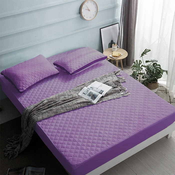 White Quilted Bed Cover Hypoallergenic Waterproof Mattress Protector