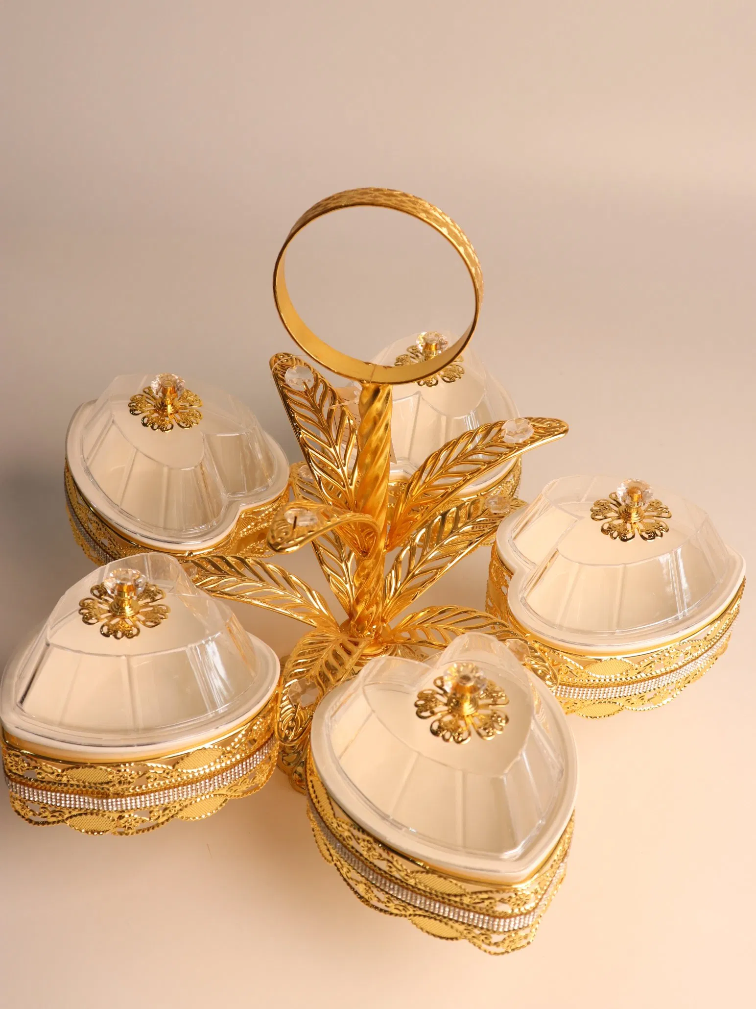 Elegant Fruit Tray with Gilded Ironwork and 5 Plastic Bowls