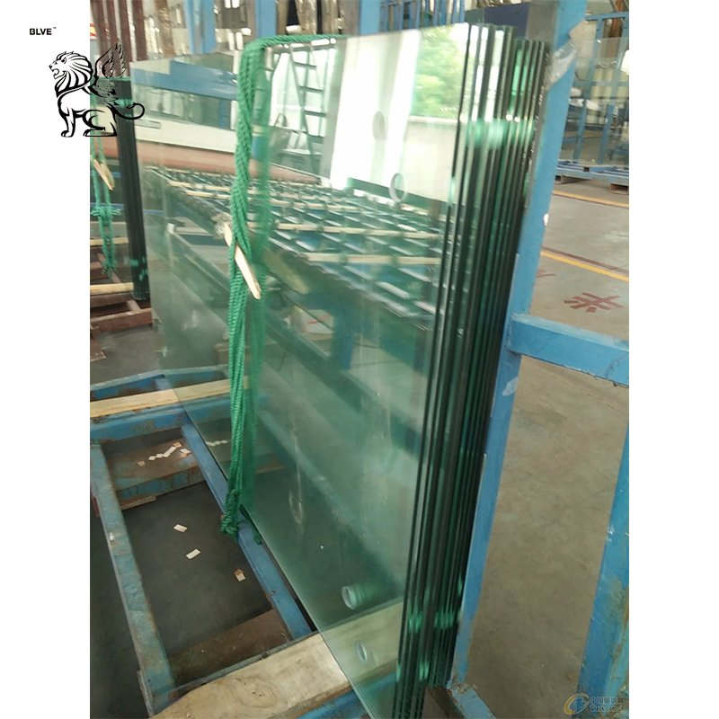 High Strength Low-Iron Toughened Safety Explosion-Proof Glass 3mm-19mm Green Clear Flat Curved Toughened Tempered Glass Supplier