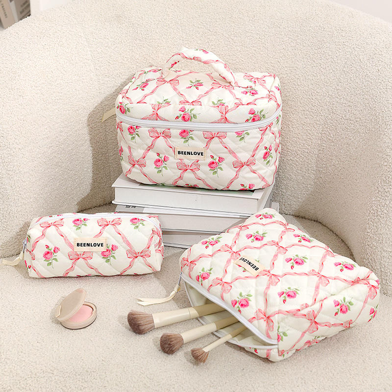 Custom Logo Floral Puffy Quilted Makeup Bag Travel Toiletry Cosmetic Bag