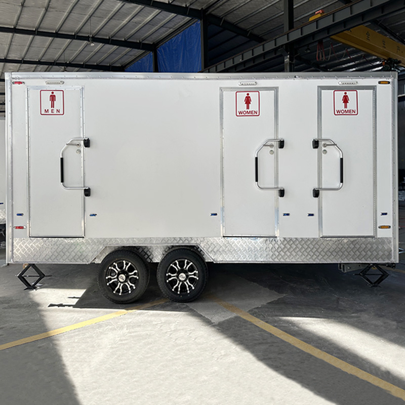 Shower Luxury Toilet Trailer Mobile Restroom for Sale