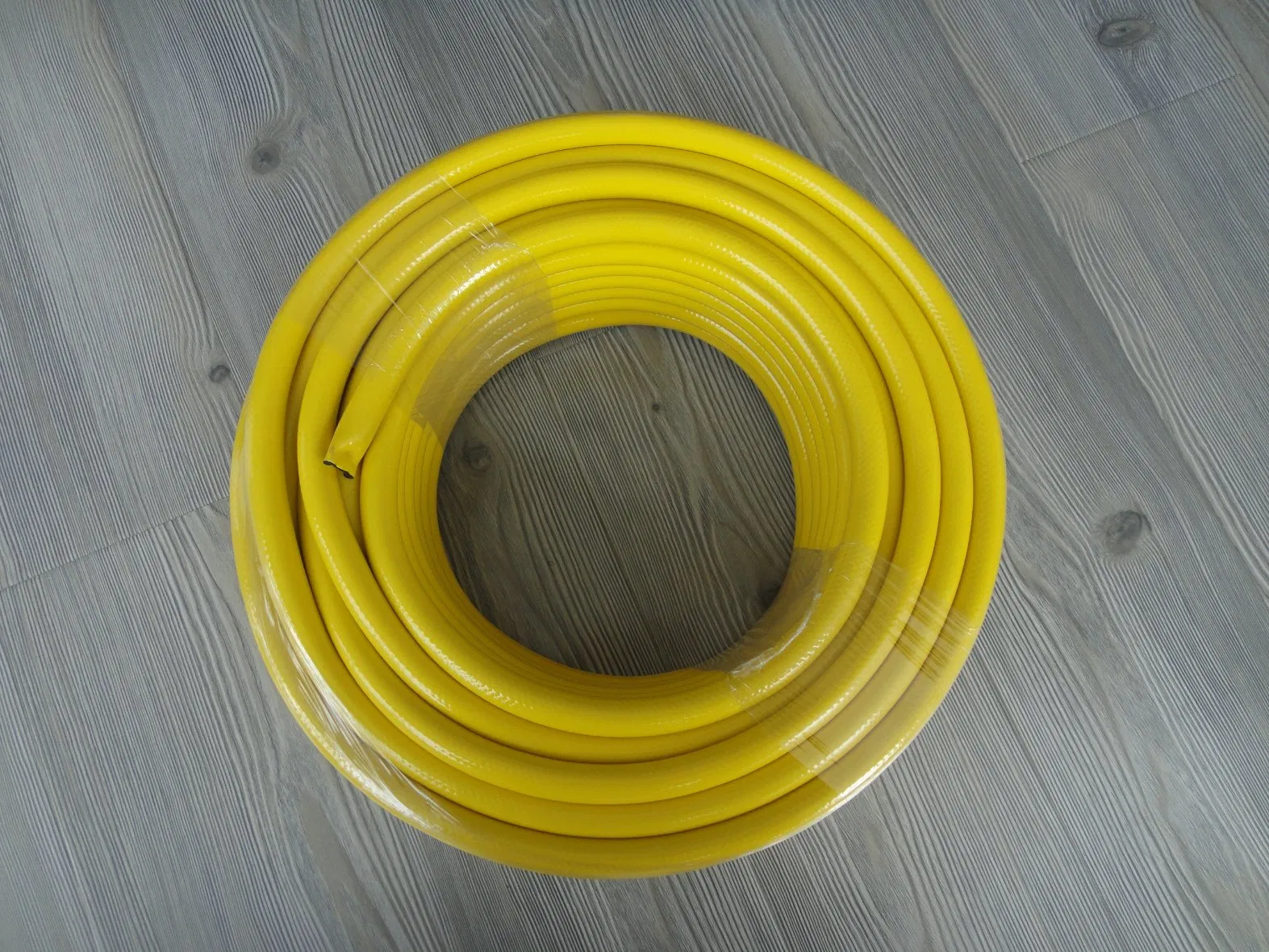 Soft Fiber Braid Reinforced Water Pressure Outdoor Home Hose Supplier