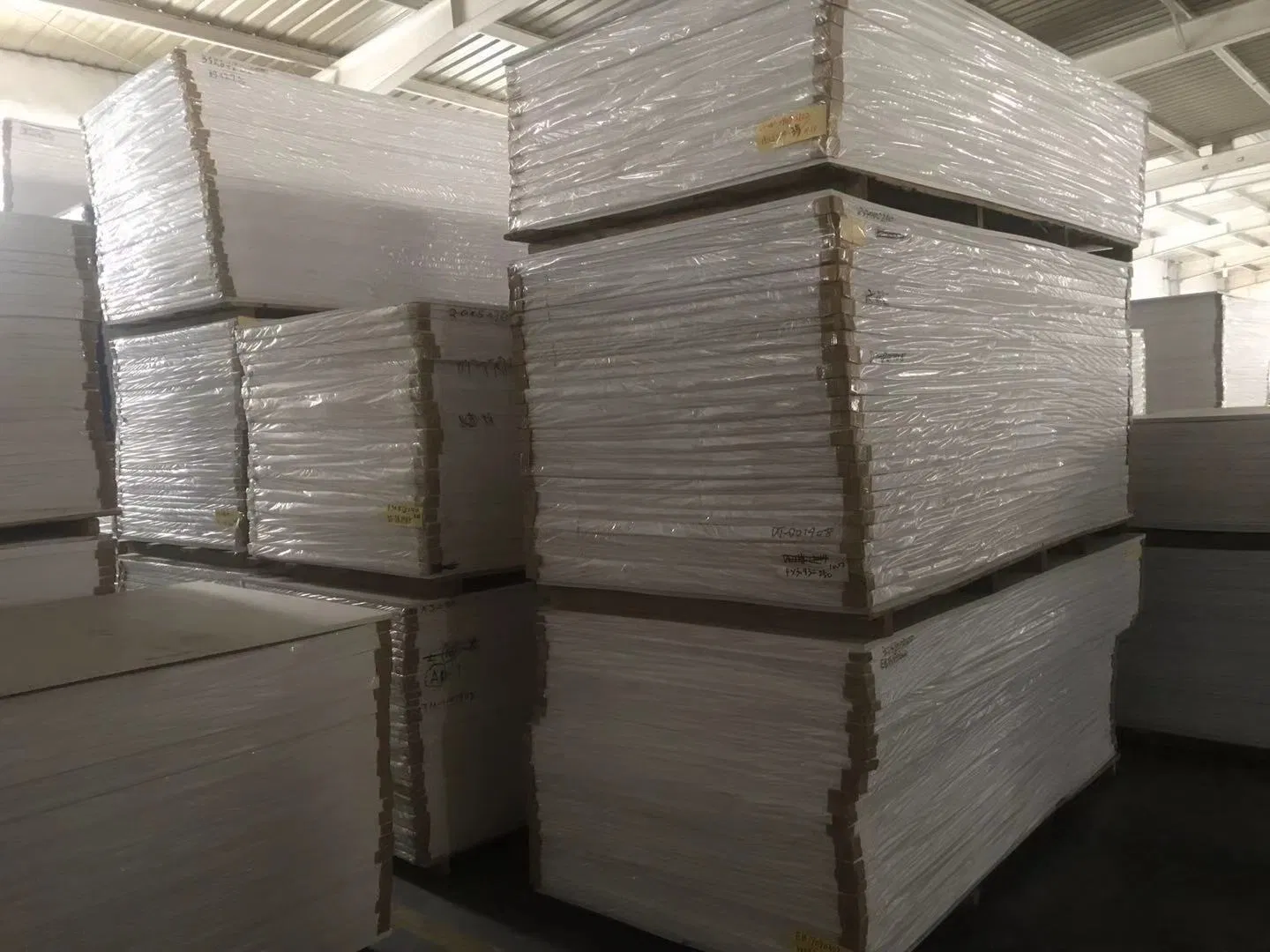 White Color 4X8FT Thickness 1-35mm PVC Foam Board