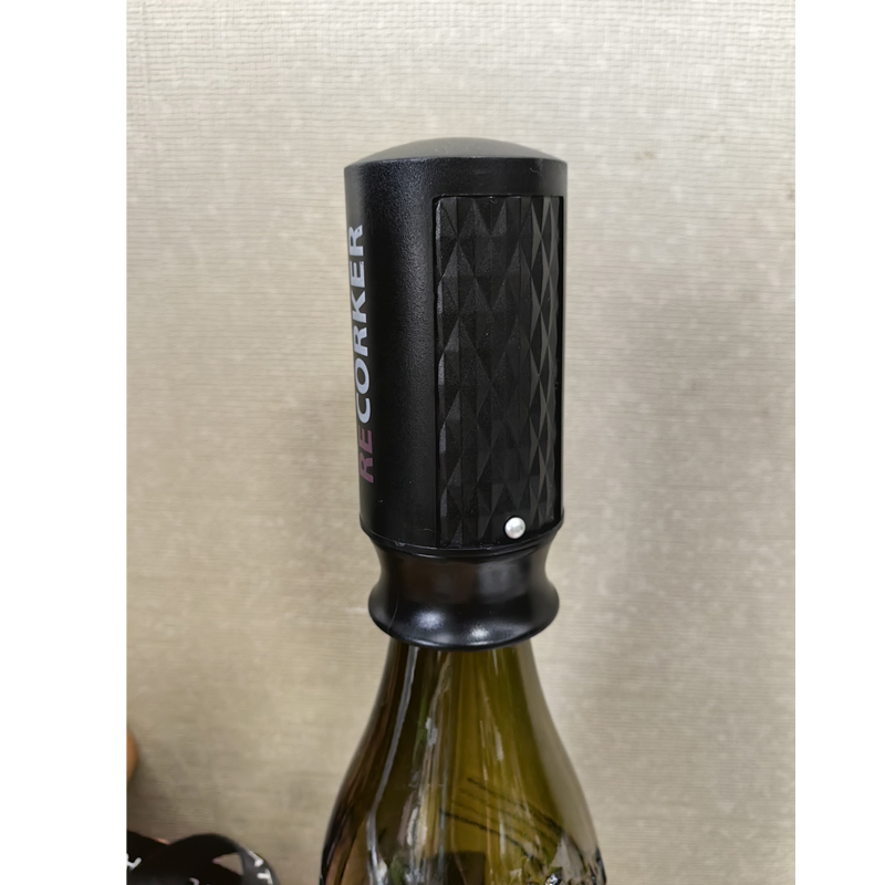 High Quality Plastic Rubber Innovative Products Vacuum Wine Stopper Pump for Drinkware