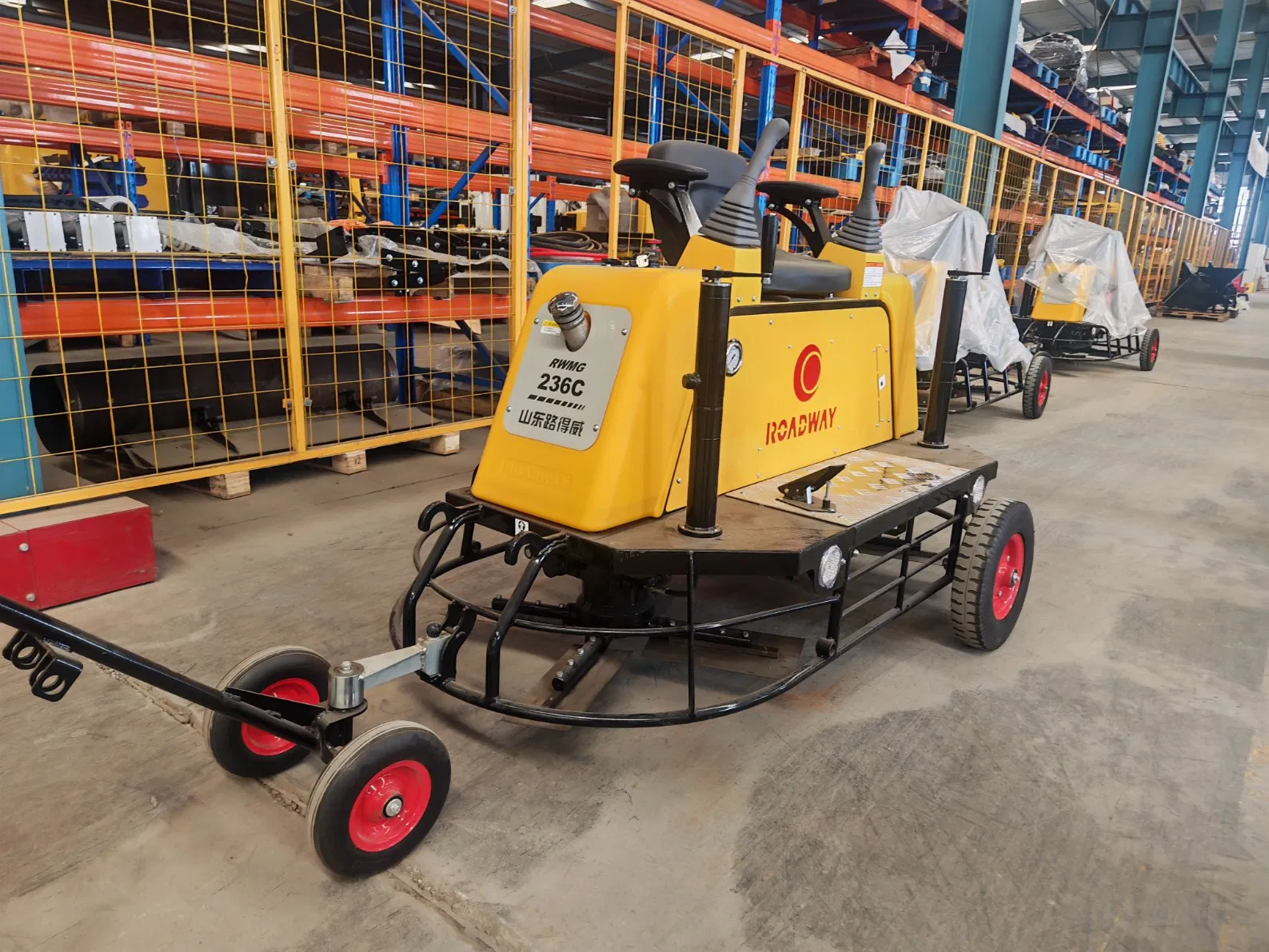 Heavy-Duty Hydraulic Power Trowel for Professional Concrete Finishing