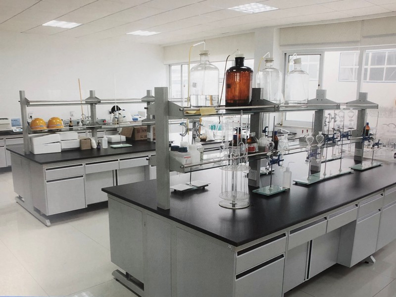 All-Weather Silicone Sealant for Home and Garden Use