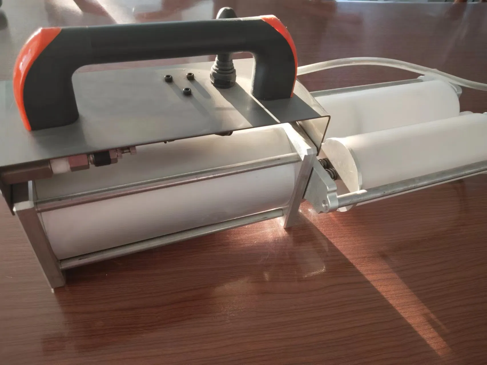 Пневматический краскопульт для полимочевины JX