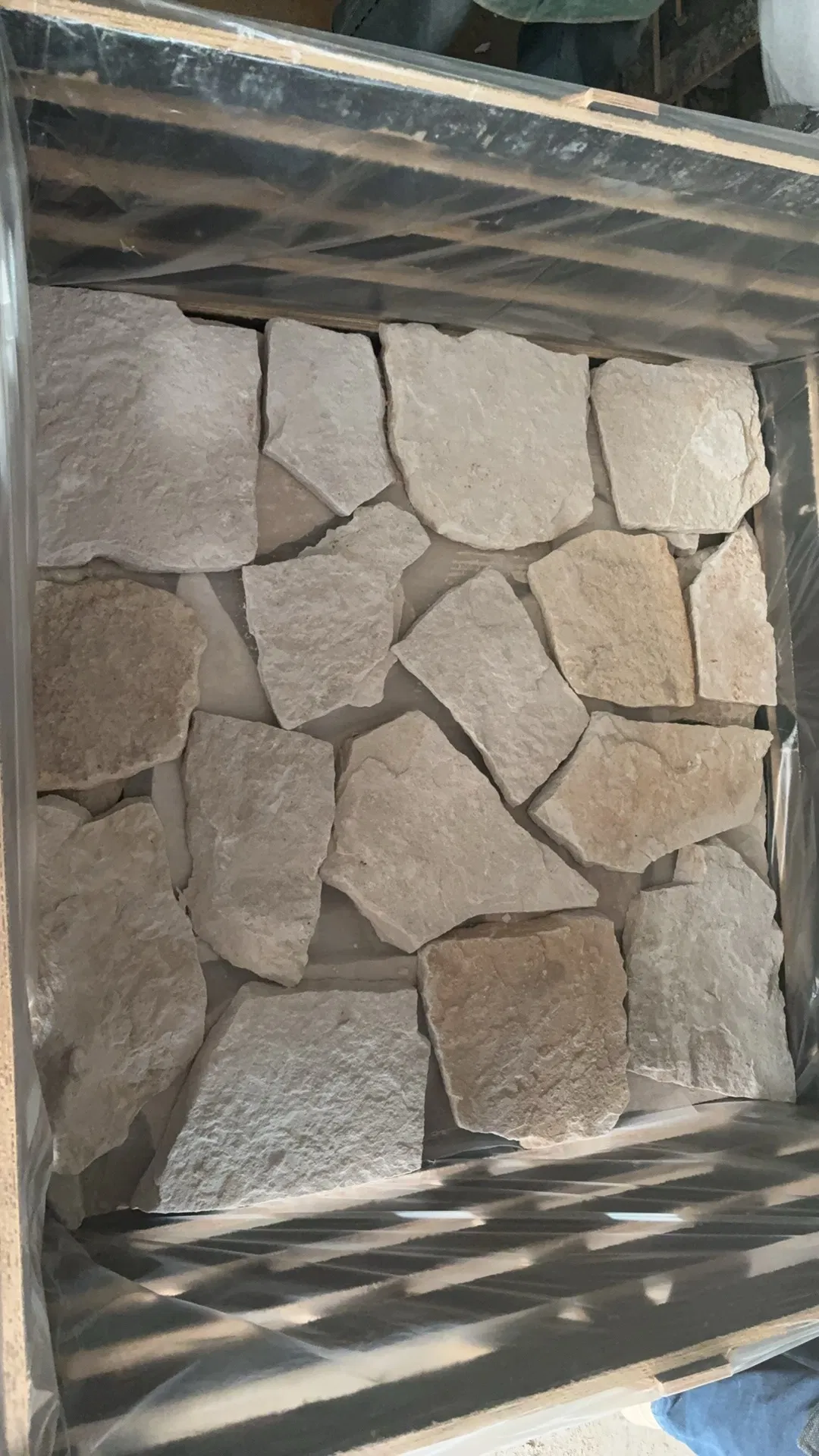 Stacked Stone Veneer Irregular White Sandstones Loose Stones for Wall Facade Decoration