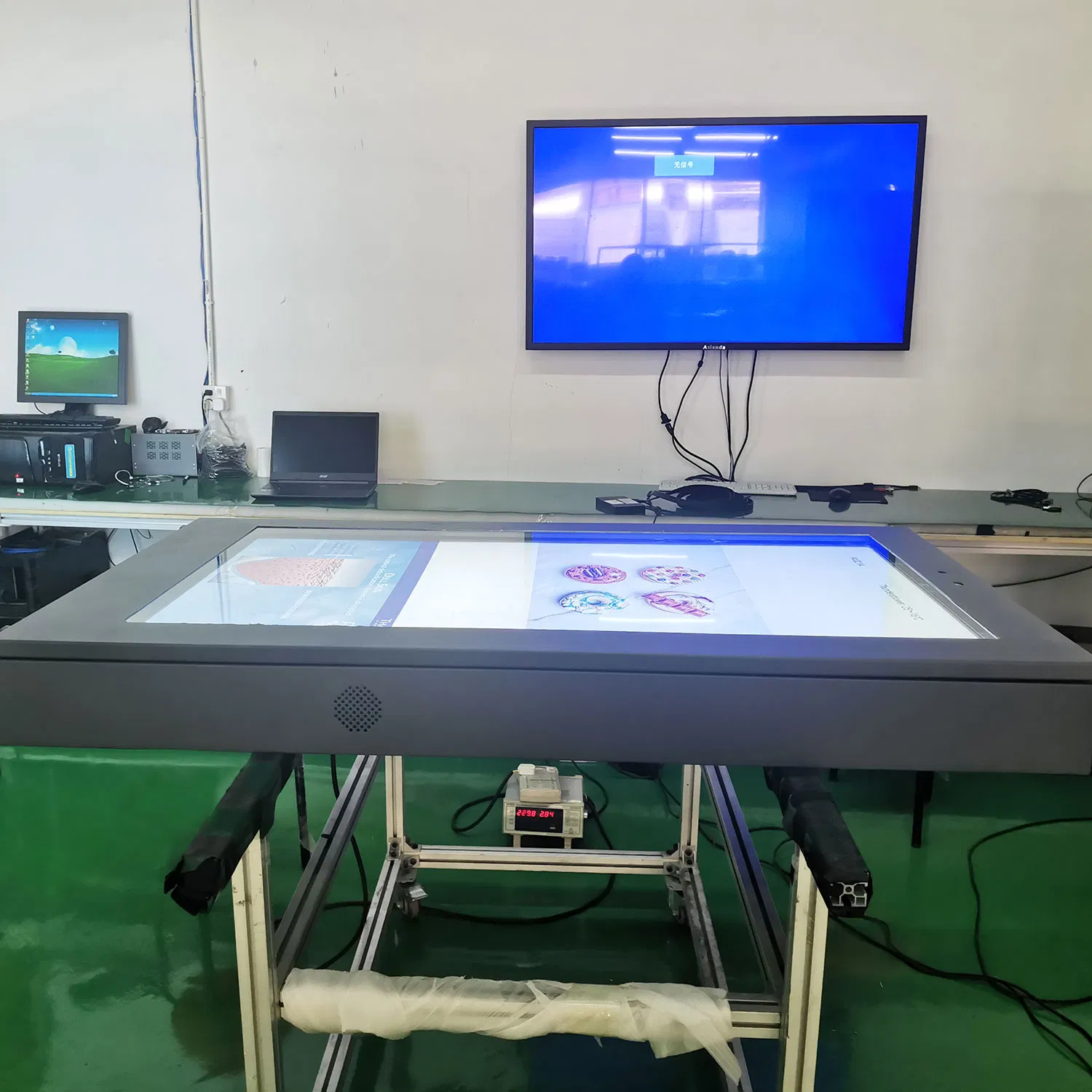 Яркий уличный LCD-дисплей 2500/3000 нит для рекламы