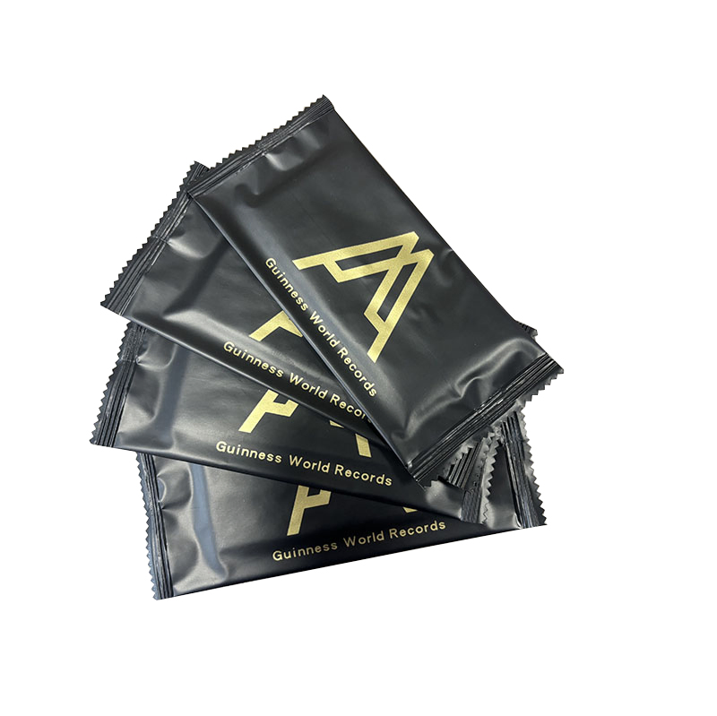 Antiperspirant Wet Wipes for Travel and Everyday Freshness