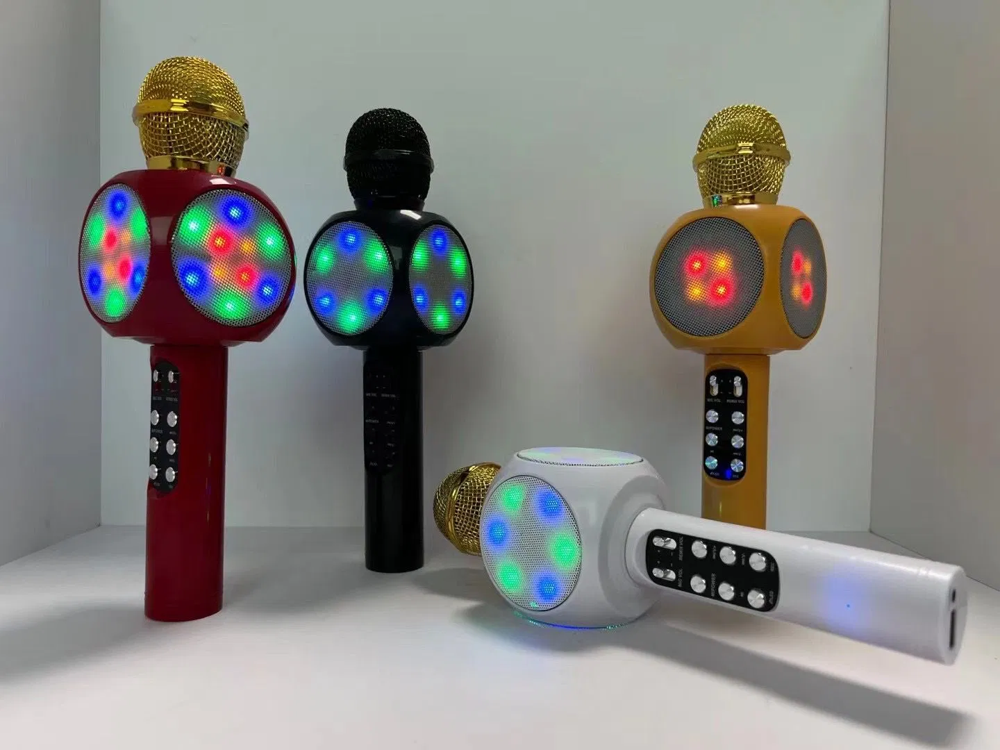 Precise Portable Karaoke Speaker Kid Microphone with LED Lights SD Card Slot