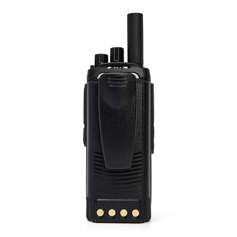 Портативная рация P-387 с GPS и 4G LTE
