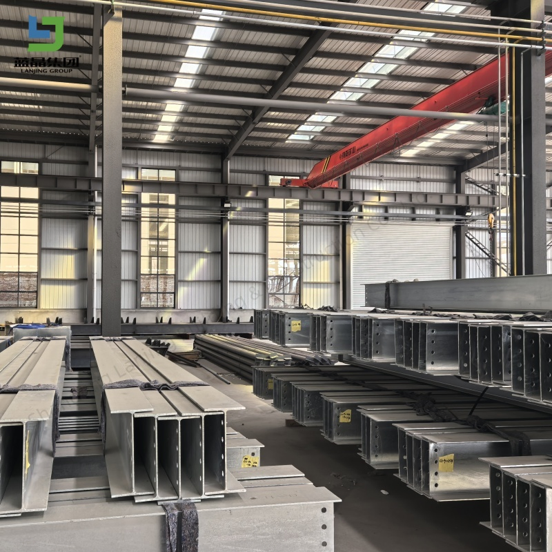 New Prefab Hot Sale Multi-Layer Steel Buildings Industrial Modern Design for Office Apartment Hotel Workshop and Shop Low Price