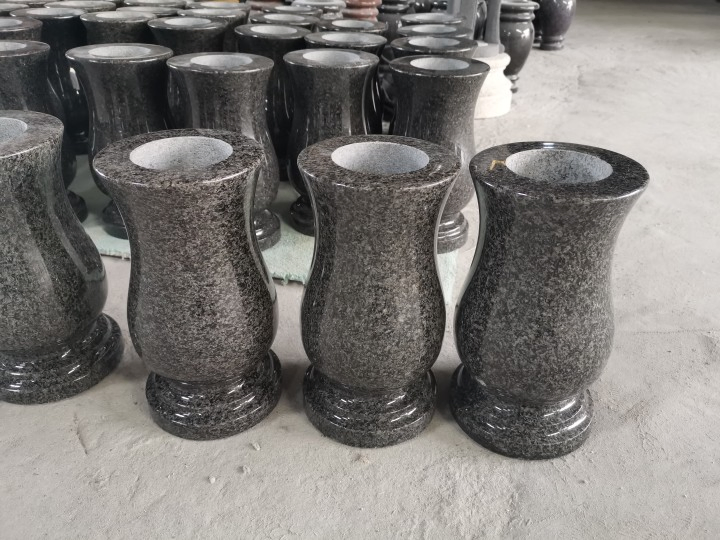 Factory Customized Size Tombstone Funeral Accessories African Black Granite Vase for Cemetery