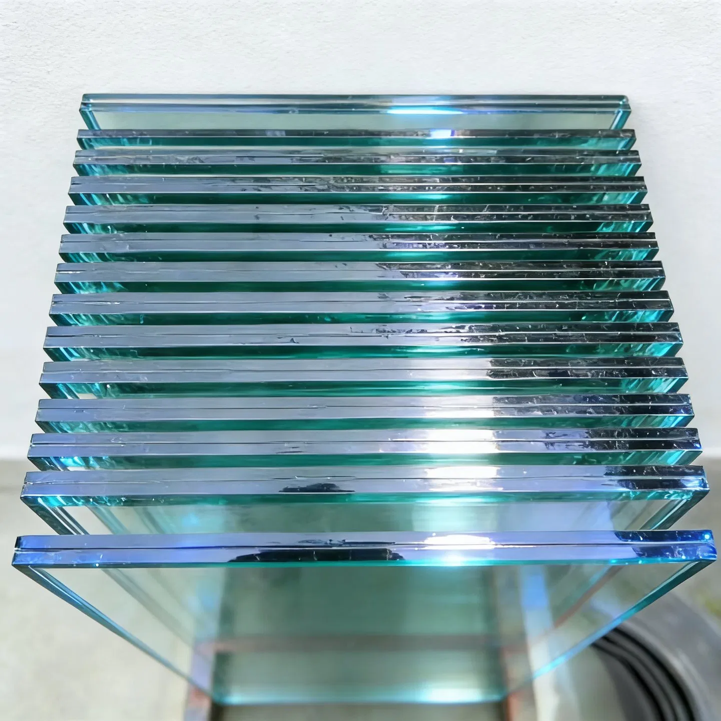 High-Impact Resistant Laminated/Sandwich Glass for Railing & Fence