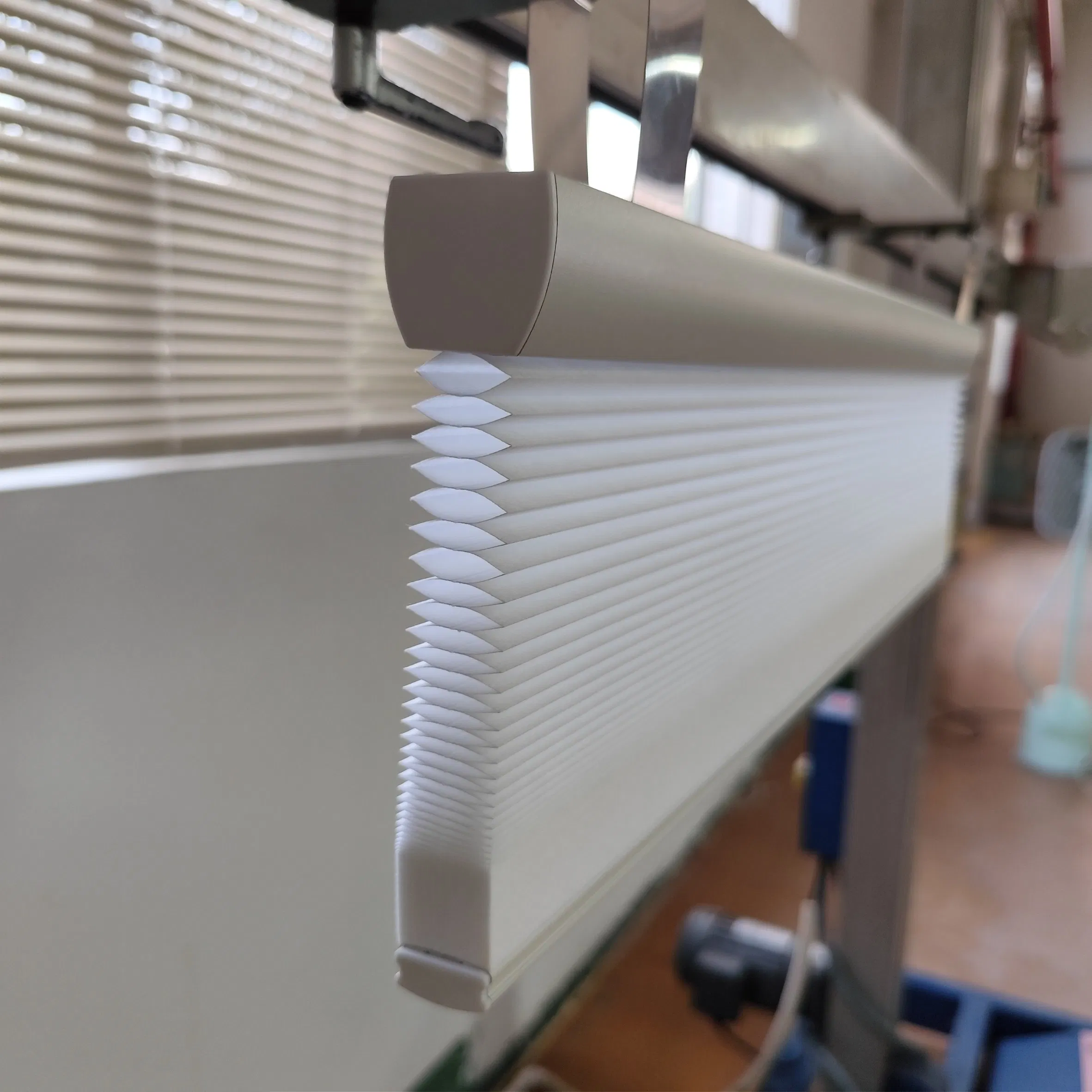 Blackout Cellular Window Shades Cordless Honeycomb Blinds Cellular Blinds