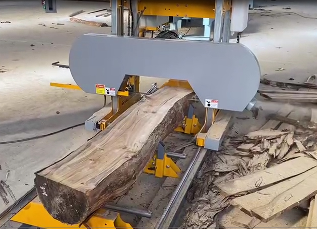 Ленточная пила портативная бытовая