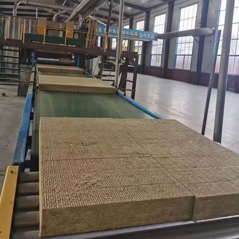 Modern Designed Rock Wool Board Aluminum Foil Heat Resistant Thermal Insulation for Modular Facade Protection