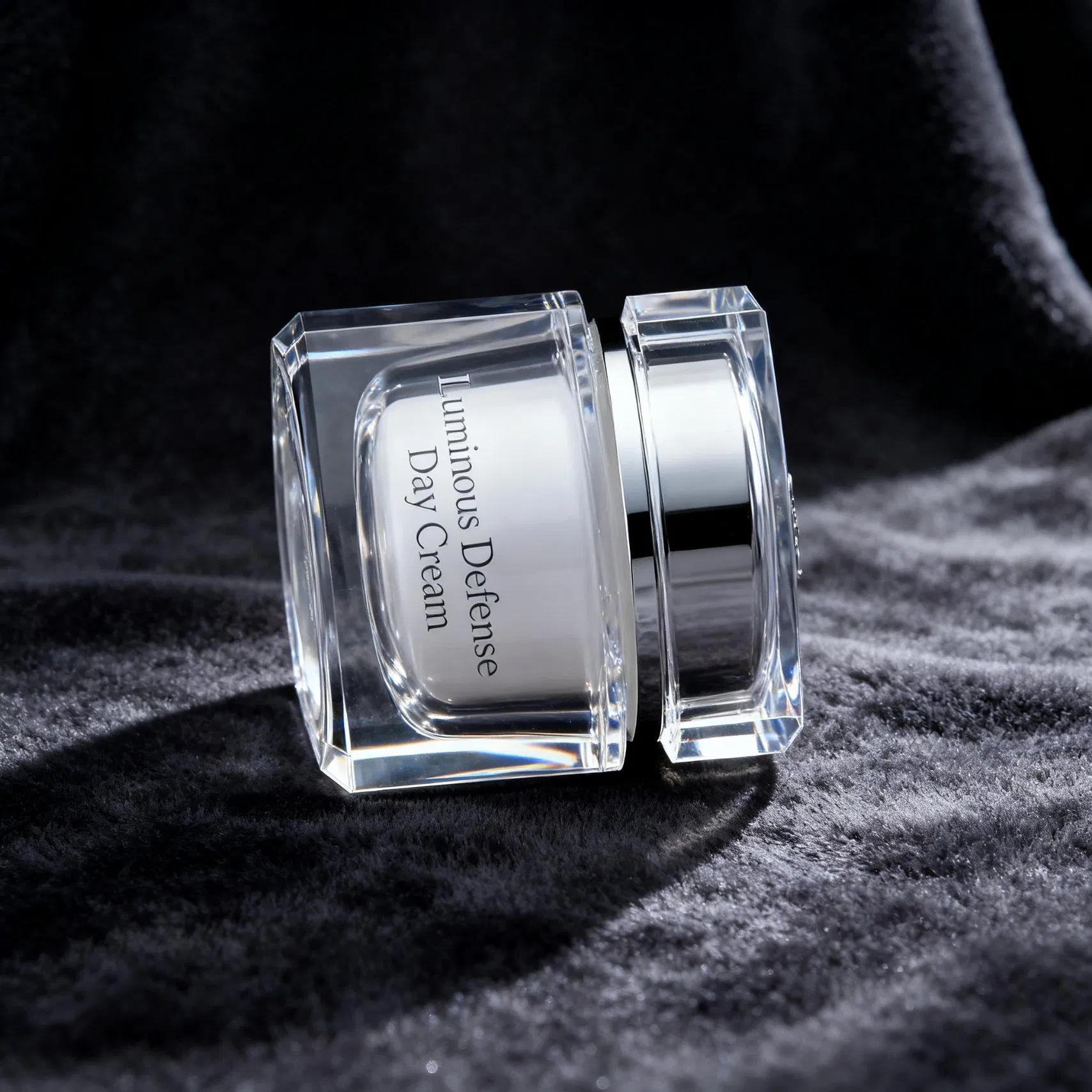 Luxury All-in-One Protective Barrier Face Cream with Purslane and Tremella Extracts for Premium Daily Care