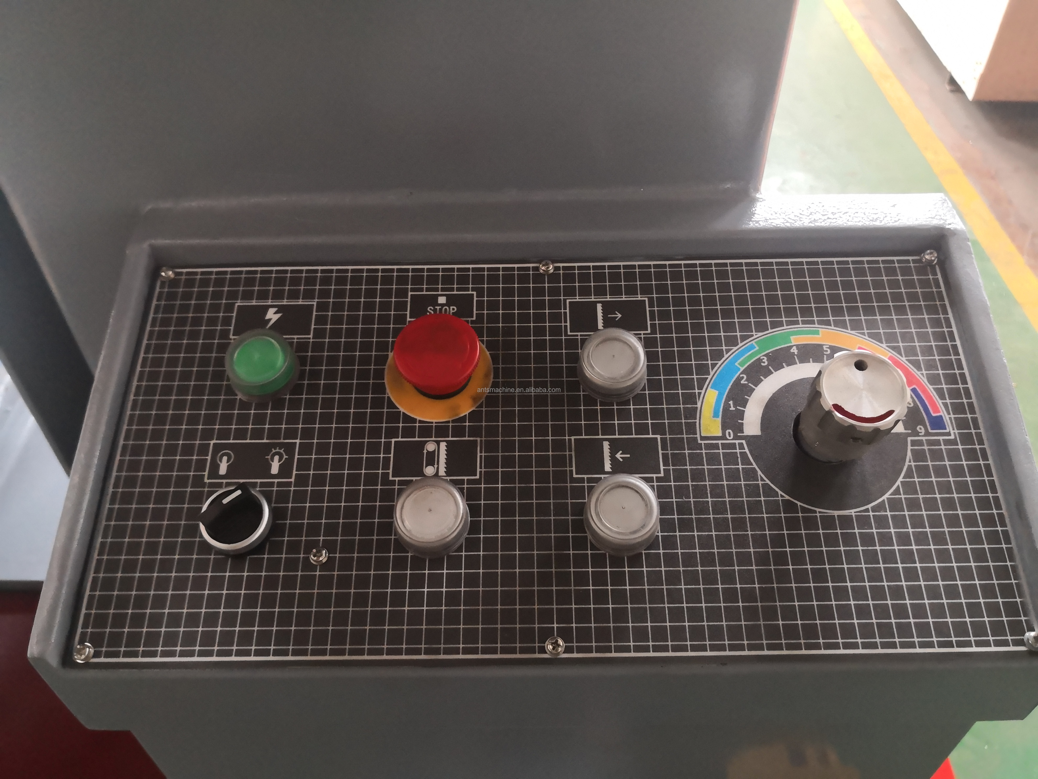 Станок ленточнопильный вертикальный по металлу CV2535