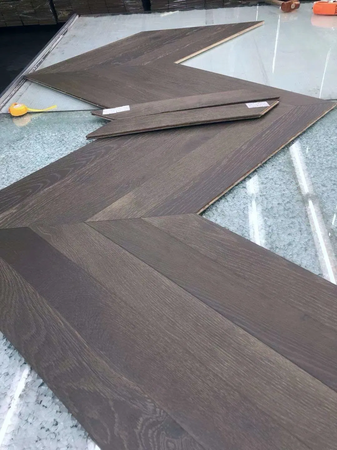 Водостойкий паркет Шеврон Дуб инженерный, 15 мм