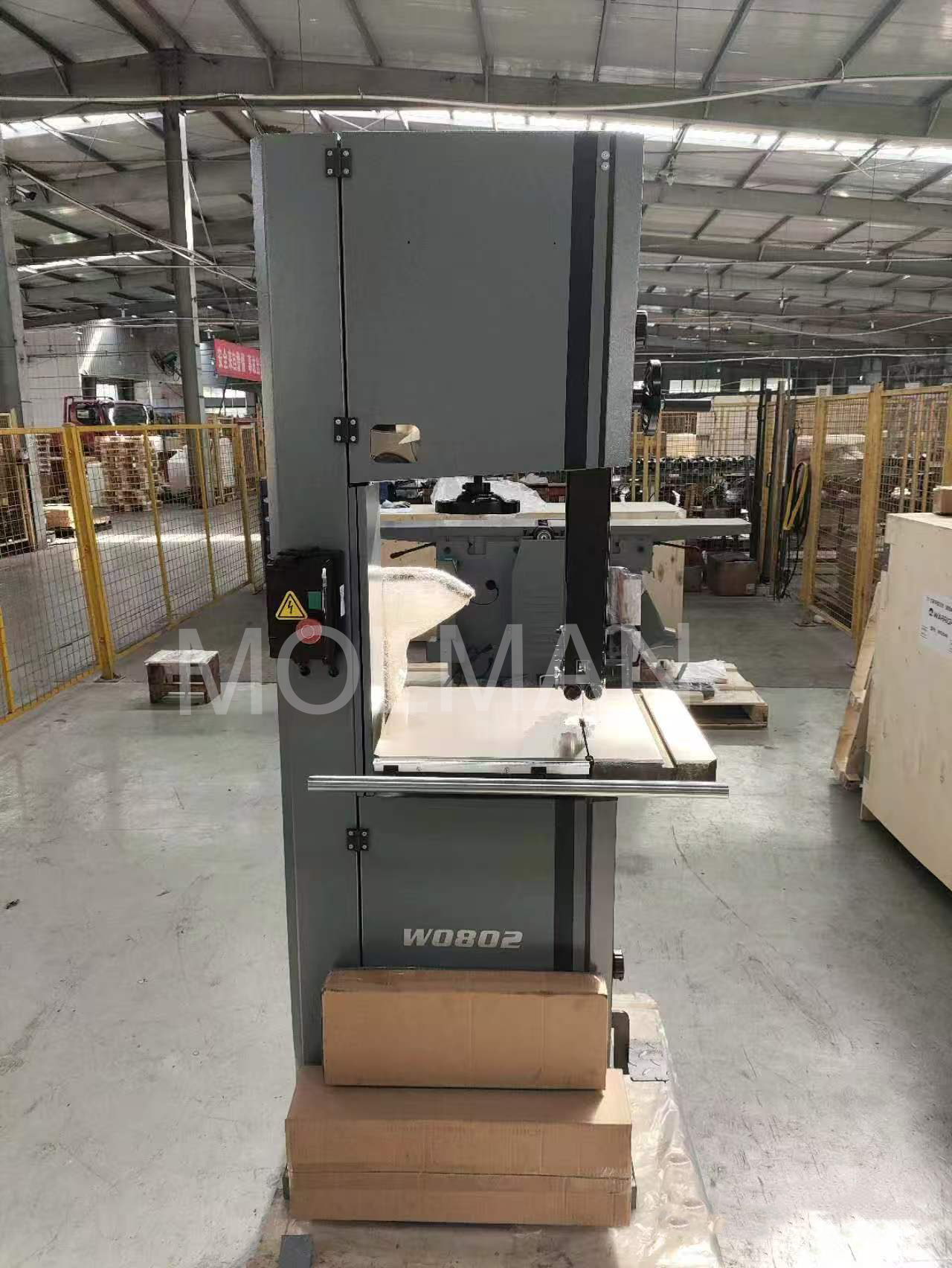 Ленточная пила вертикальная 18 дюймов универсальная дерево металл пластик