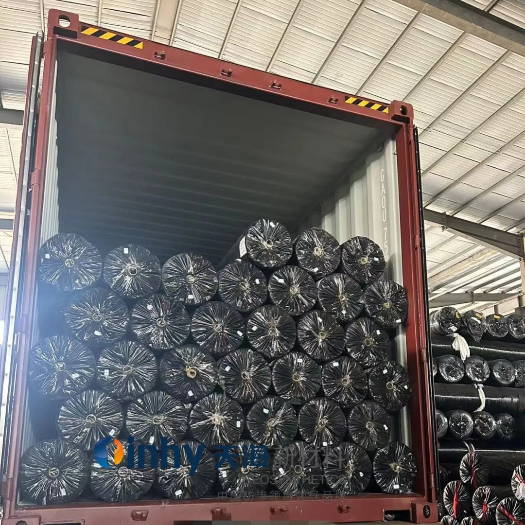 1mm Geomembrane 1.2mm 1.5mm Thickness Recycled Material HDPE Dimple Membrane