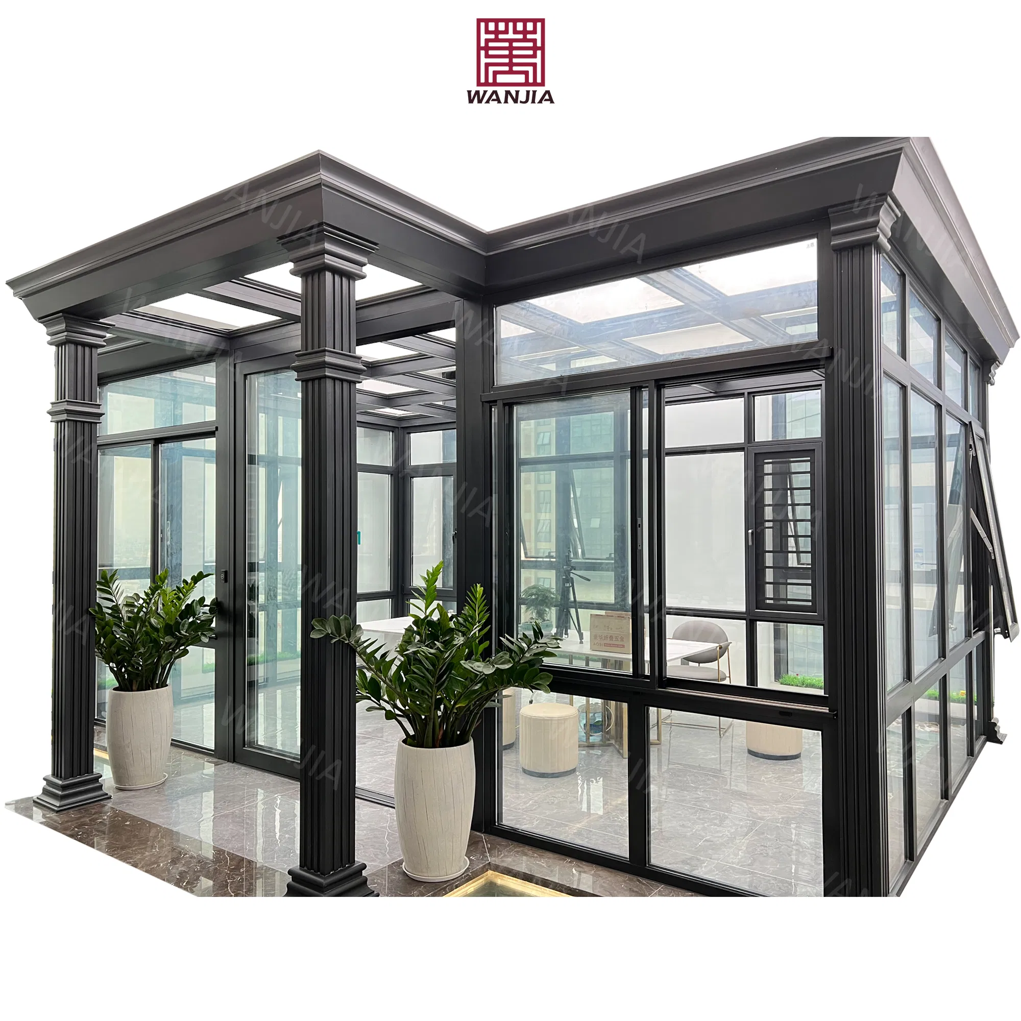 Elegant Aluminum Sunroom with Glass for All Seasons