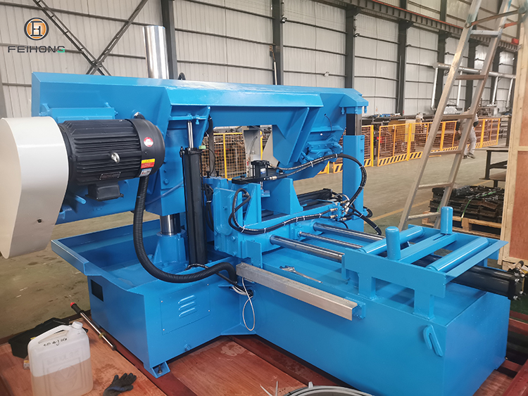 Ленточная пила по металлу автоматическая универсальная