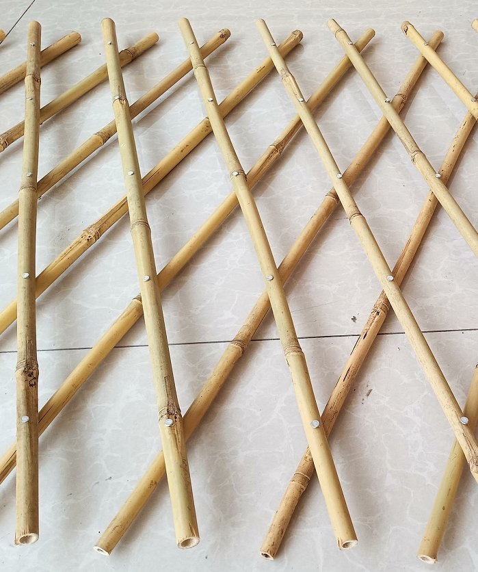 Cheap Balcony Garden Bamboo Fence with Retractable Guardrails Made in China