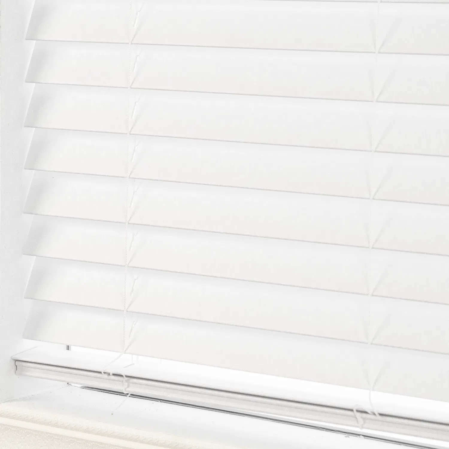 Simple Style PVC Blinds for Louver Windows with Cordless Control