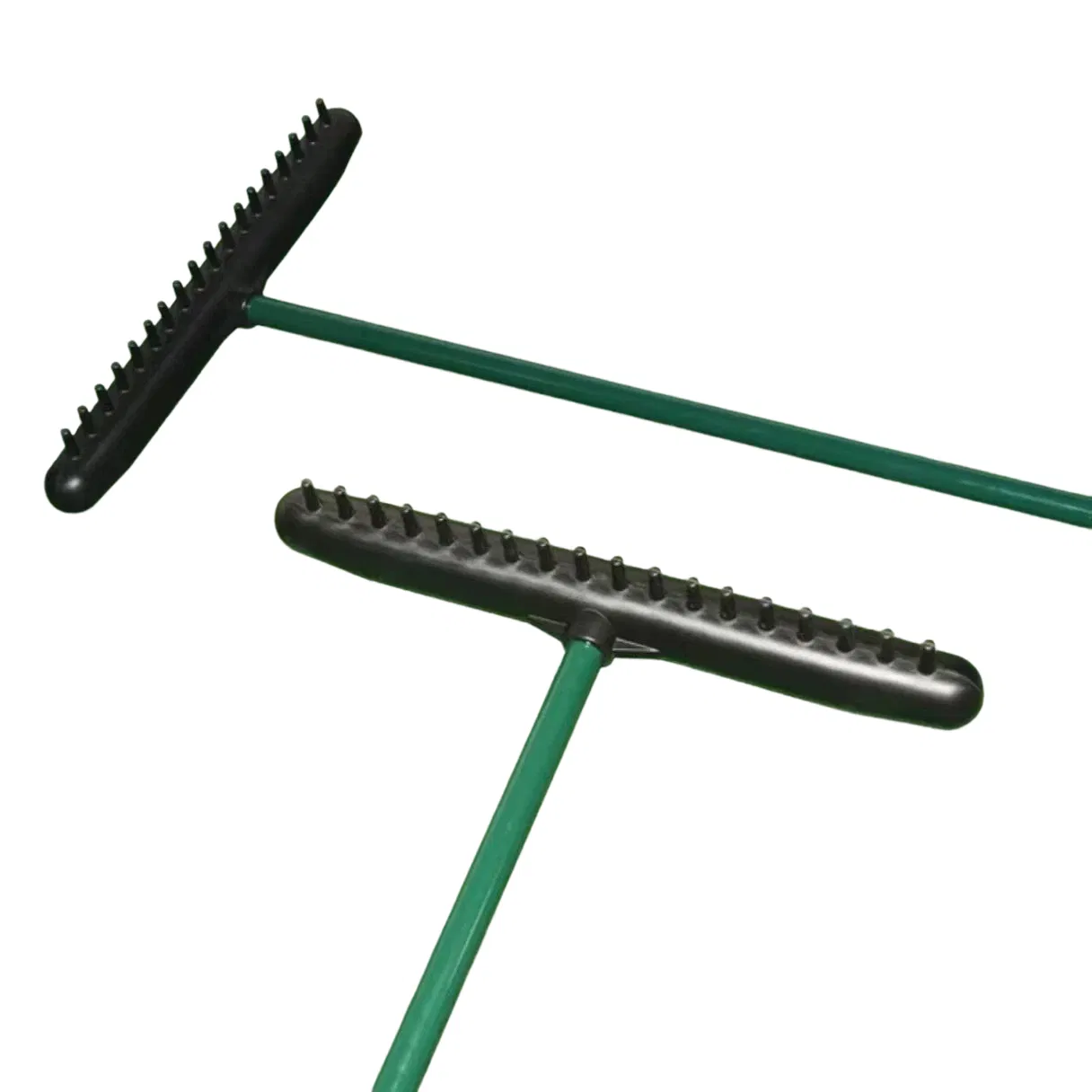 Durable Golf Bunker Rake with Silicone Head and Fiberglass Handle for Turf Care