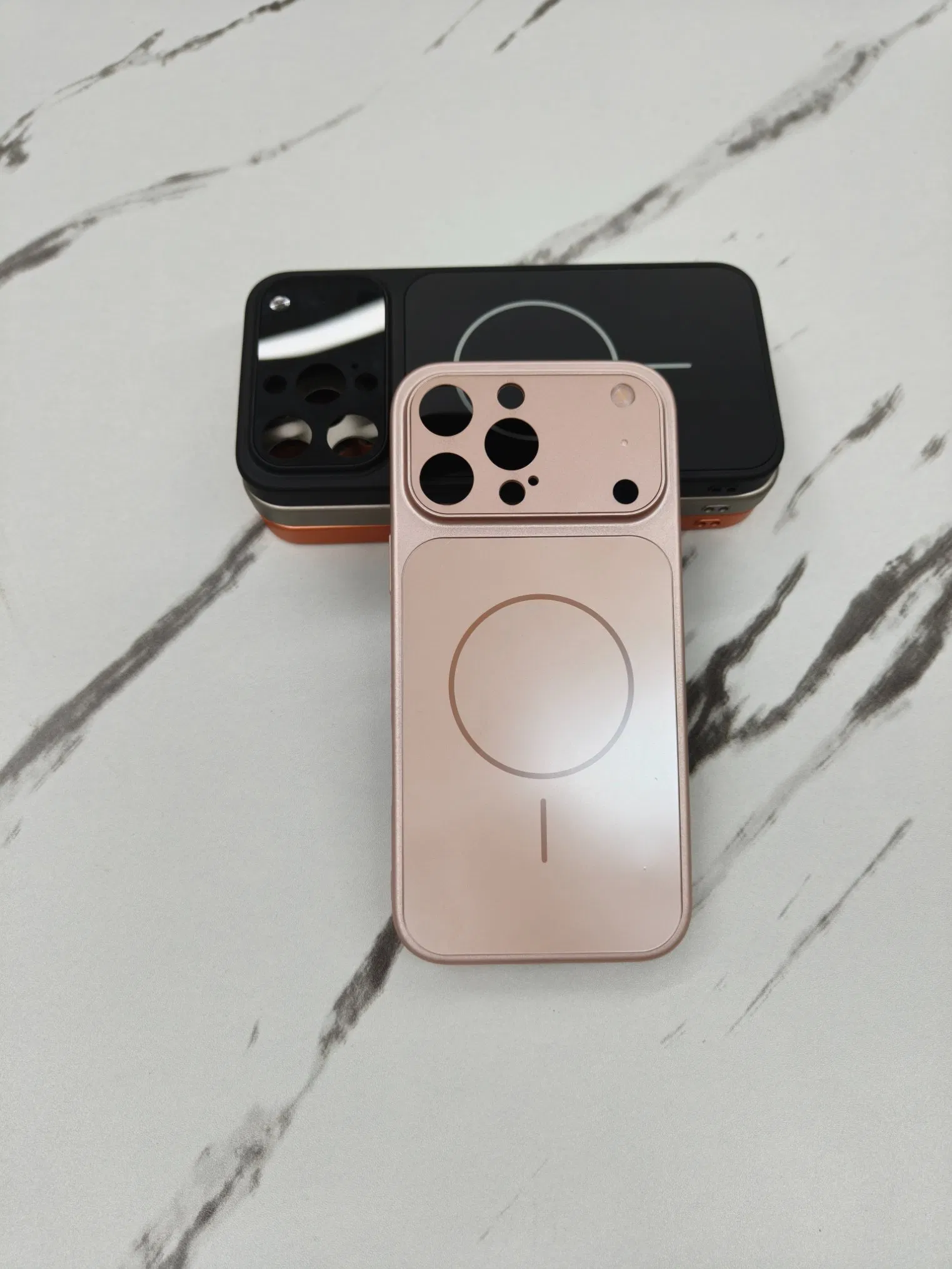 Чехол для iPhone 17 PRO Max, новогодний, магнитный