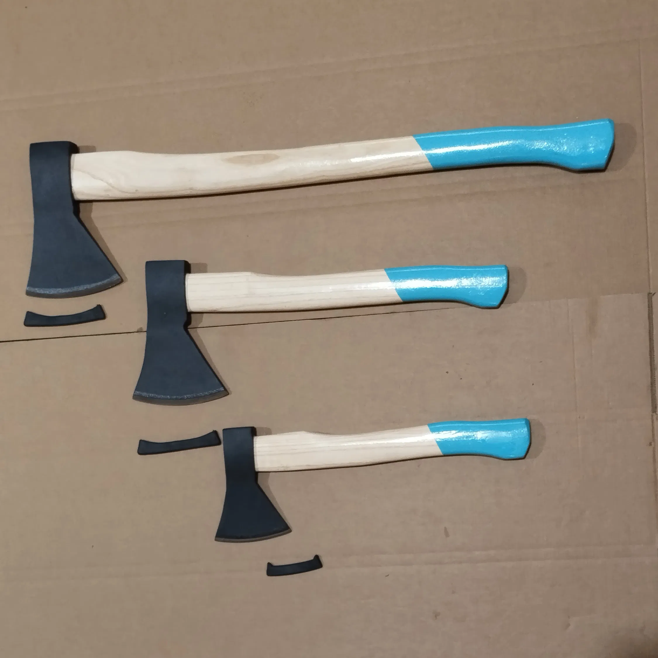 Authentic 613 Chopping Axe with Drop Forged and Heat Treated Head, Ensures Superior Edge Retention and Splitting Power