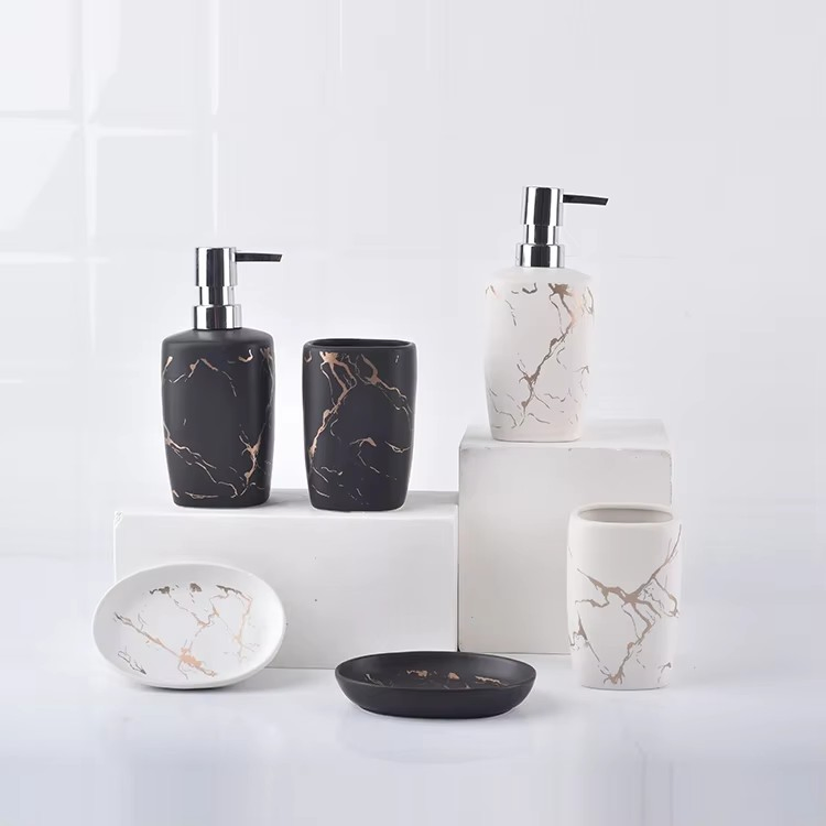Custom Modern 3PCS High Quality Luxury Ceramic Bathroom Set Wholesale Ceramic Bathroom Accessories Set for Home
