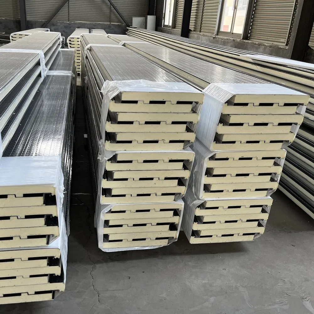 Wind Pressure Resistant Polyurethane Sandwich Insulation Panel for Temporary Mobile Homes
