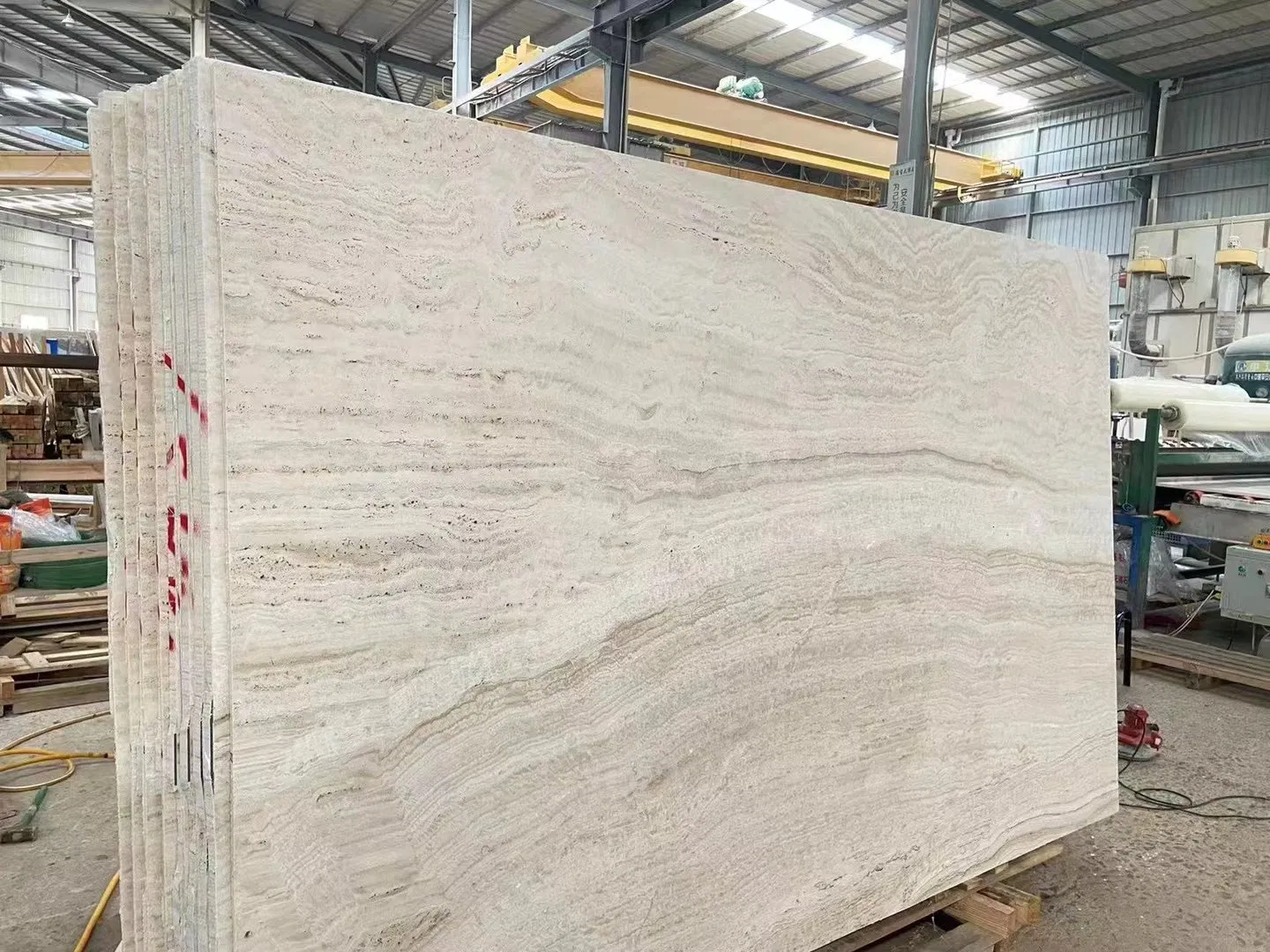 Factory Wholesale Honed Polished Iran Super White Travertine Slabs for Interior and Outdoor Floor and Wall Cladding Decor