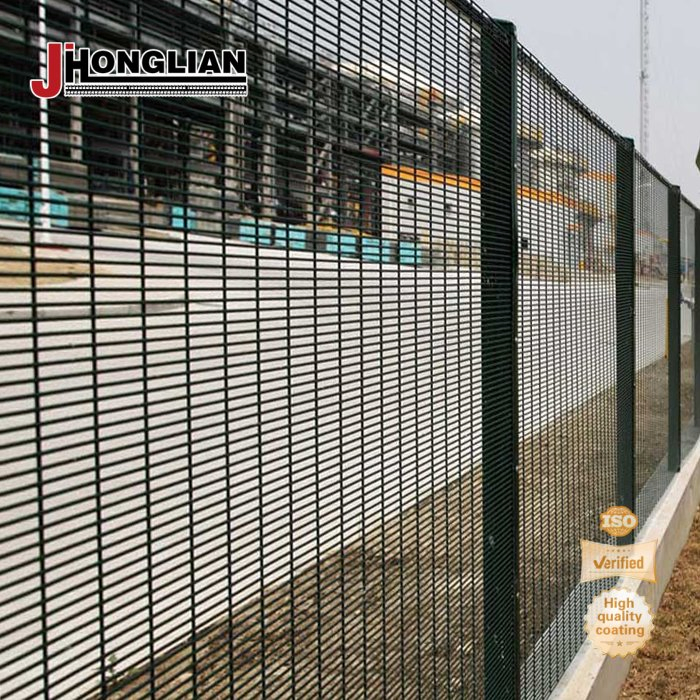 Maximum Security 358 Anti Climb Mesh Fence for Prison & Airport