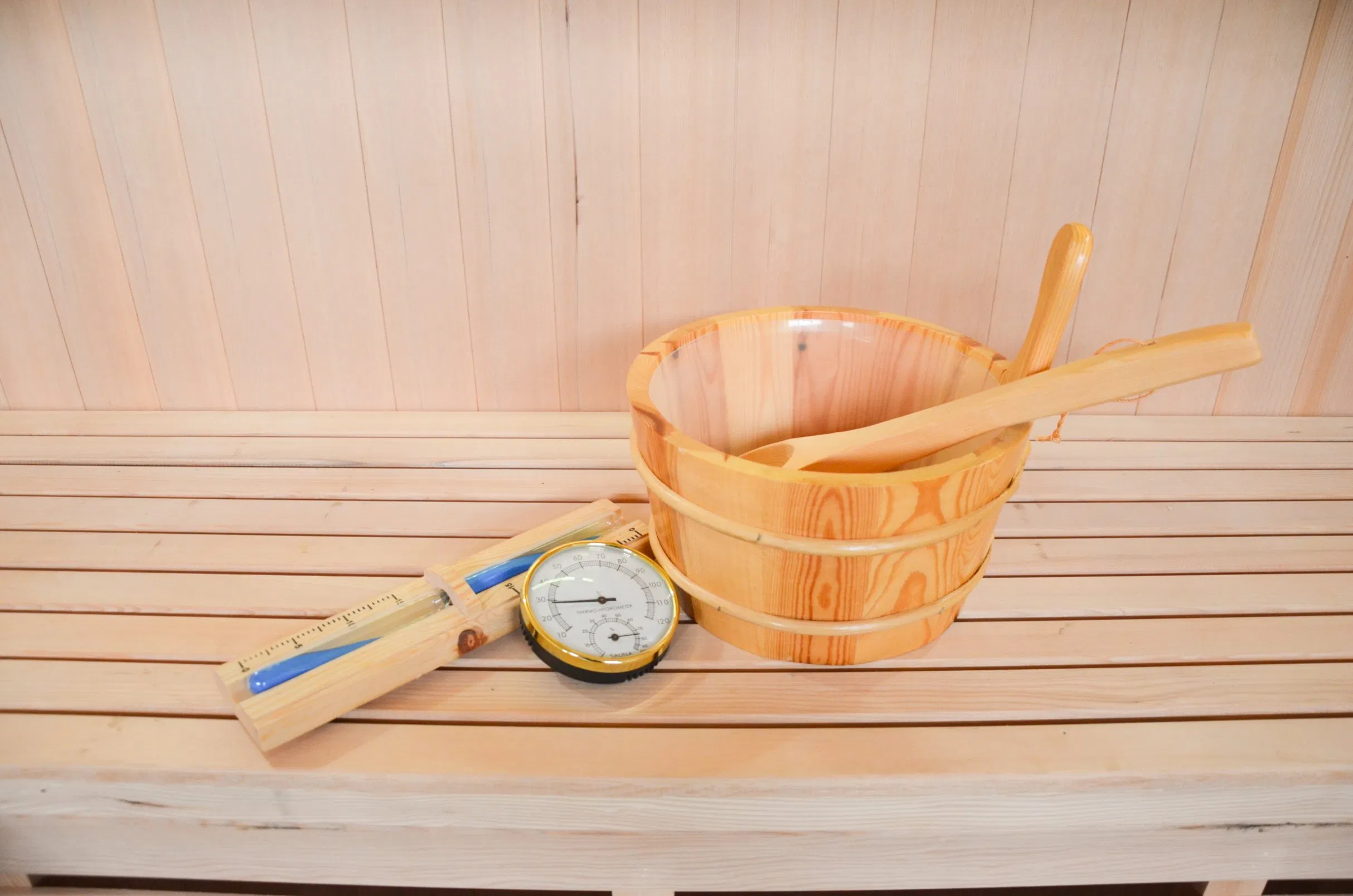 Сухая парная сауна на 4 человека из канадской хемлока