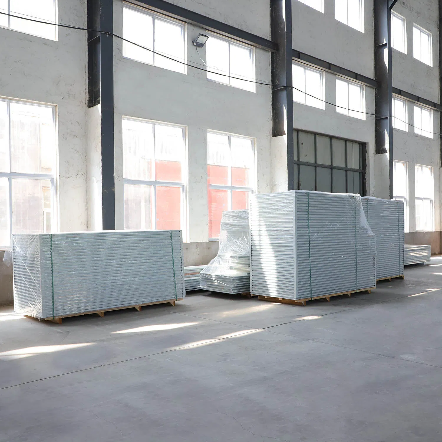 Fireproof Sandwich Panels/Rock Wool/PU/EPS /Aircraft/Factory/50mm-200mm