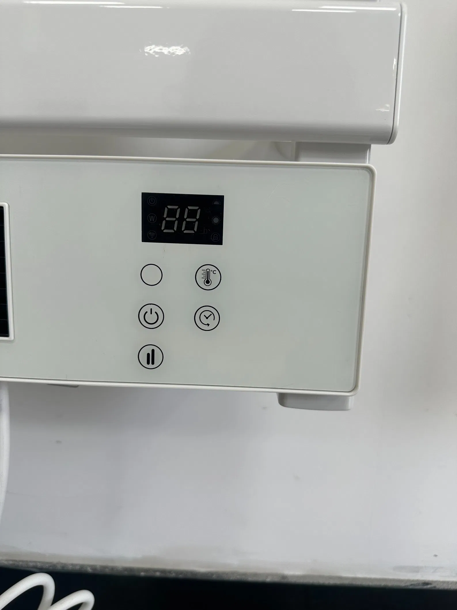 Aluminium Infrared Heating Radiator Electric Convector Heater/ Smart WiFi Towel Warmer