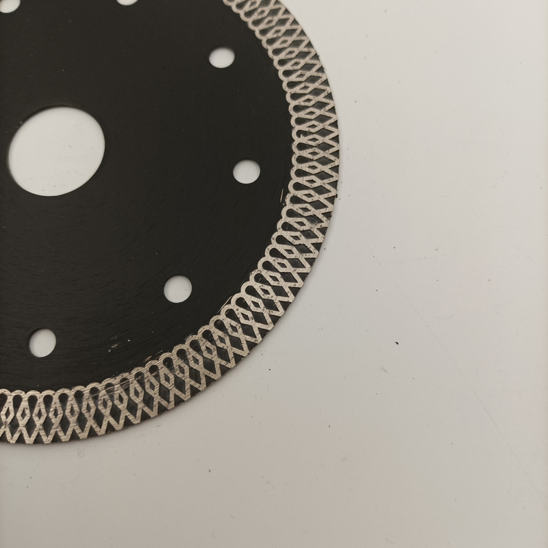 Алмазный диск 125 мм для резки сетки и волны