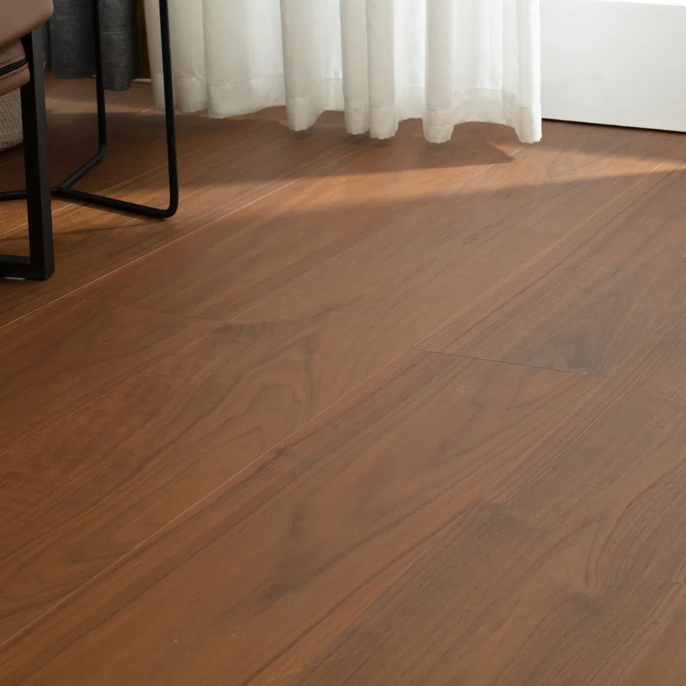 Трехслойная паркетная доска Black Walnut для гостиной