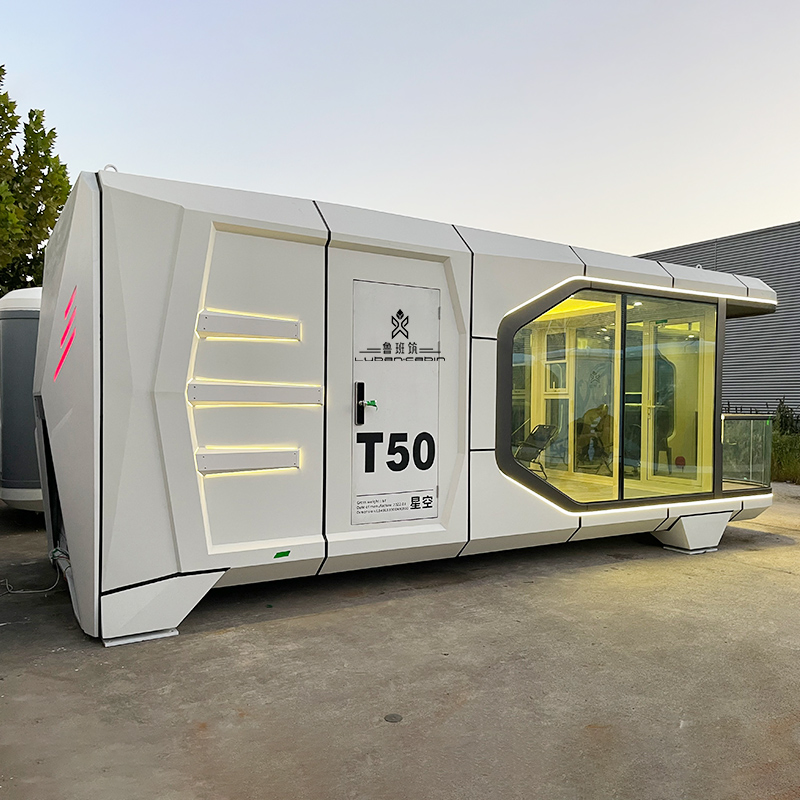 Portable Prefab House Modular Frame Modern Space Capsule Style Camping House Outdoor Mobile Capsule House