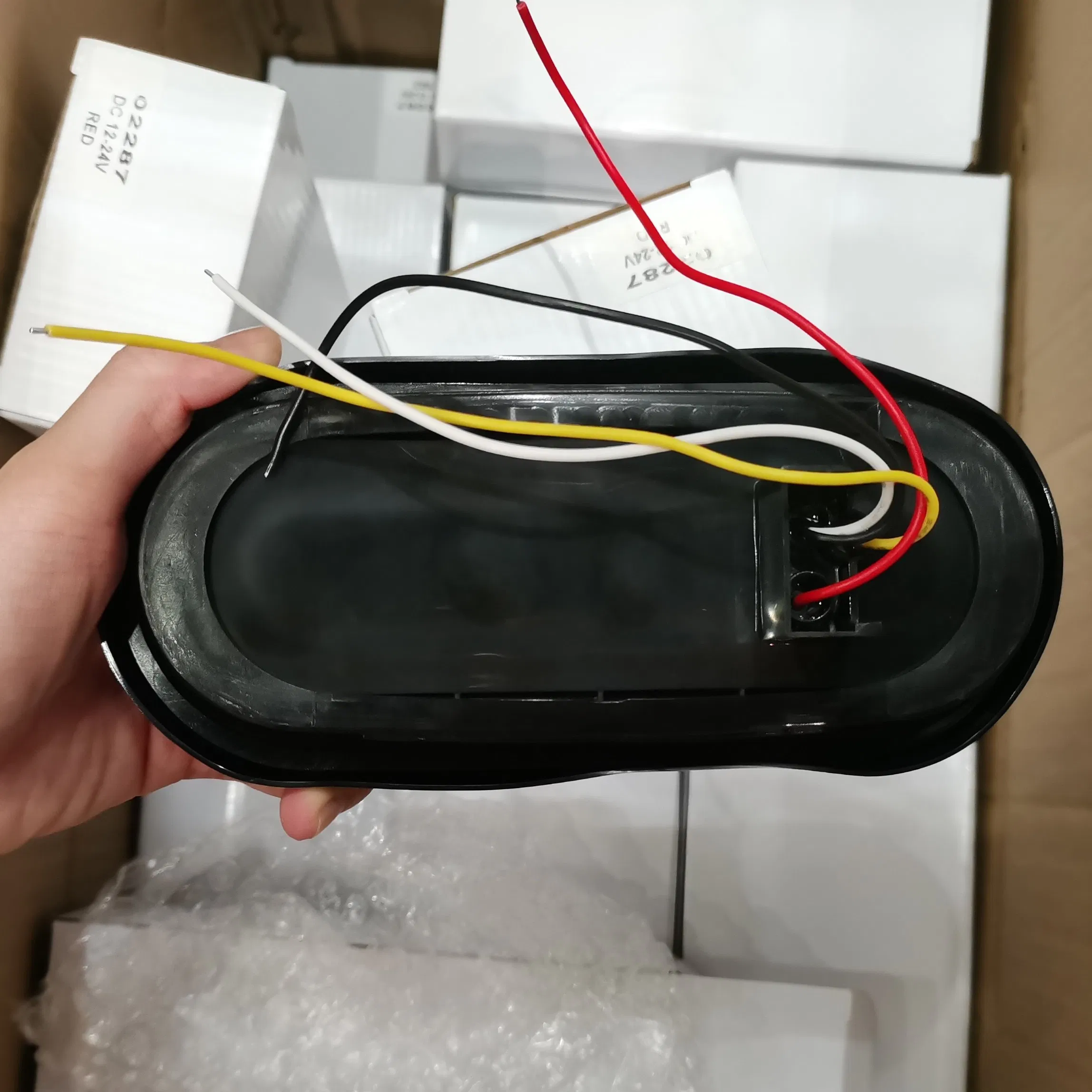 Светодиодный фонарь для трейлера 24V, овальный