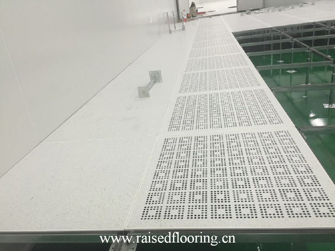All - Steel Perforated Anti - Static Raised Floor with 21% Perforation Rate