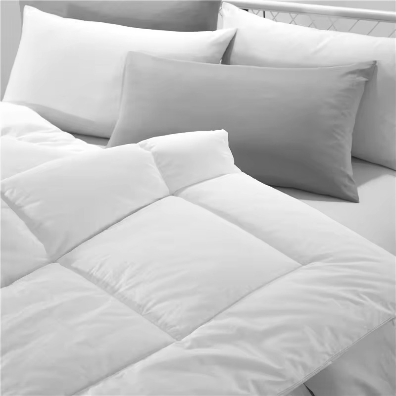 Factory Outlet Modernization High-Quality Pure Cotton Hotel Soft Warm All-Season Duvet Quilt