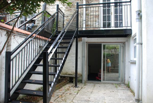 Anewson Stainless Steel Stairs Exterior Metal Staircase Outdoor Safety Staircase