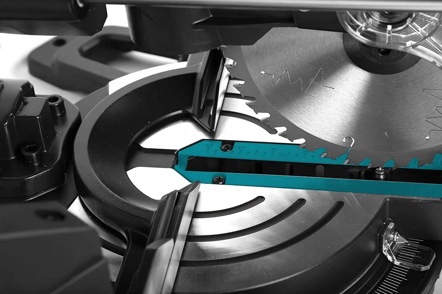 Power Tool 1800W 210mm Sliding Compound Miter Saw (MS210-010L)