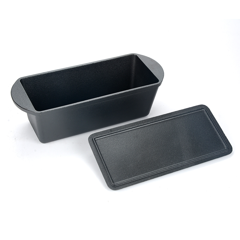 Чугунная форма для хлеба с крышкой